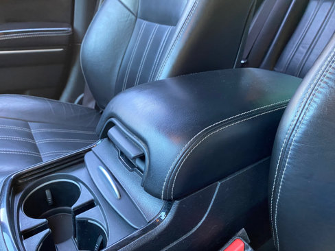 Used 2021 Chrysler 300 S image 54