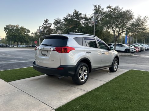 Used 2015 Toyota RAV4 XLE image 7