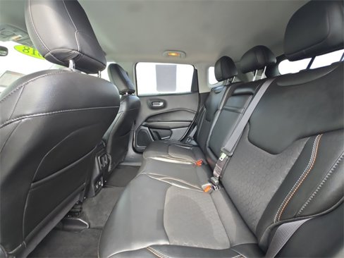 Used 2018 Jeep Compass Latitude w/ Popular Equipment Group image 19