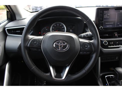 Used 2022 Toyota Corolla Cross LE image 10