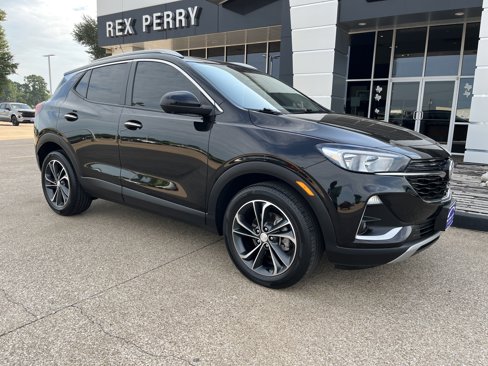 Used 2022 Buick Encore GX Select w/ Advanced Technology Package image 2