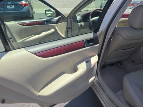 Used 2003 Lexus ES 330 image 8