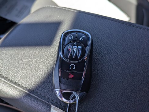 Used 2024 Buick Envista Avenir image 26