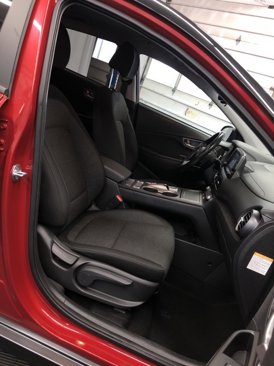 Used 2020 Hyundai Kona SEL w/ Cargo Package image 13