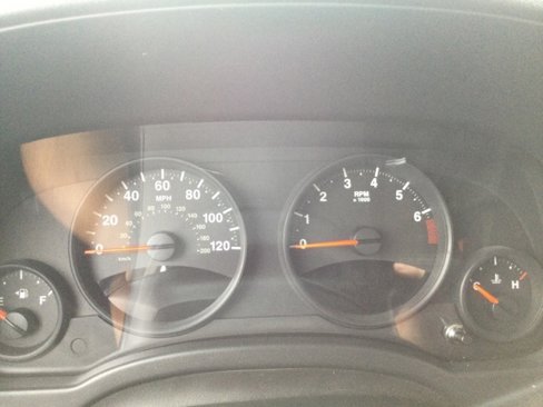 Used 2010 Jeep Compass Sport image 10