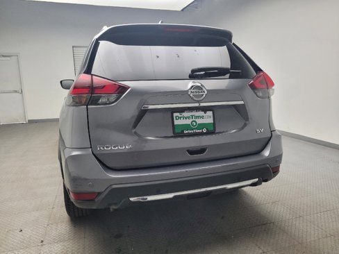 Used 2019 Nissan Rogue SV image 6