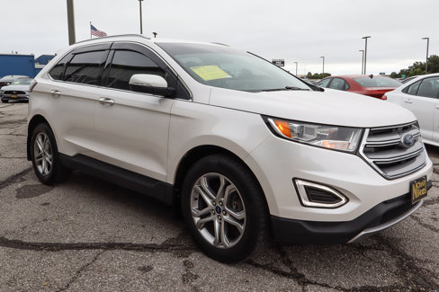 Used 2017 Ford Edge Titanium w/ Technology Package image 3