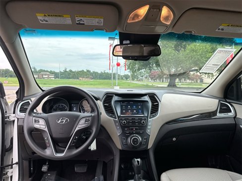 Used 2019 Hyundai Santa Fe XL SE image 31
