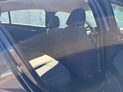 Used 2017 Chevrolet Cruze LT image 32