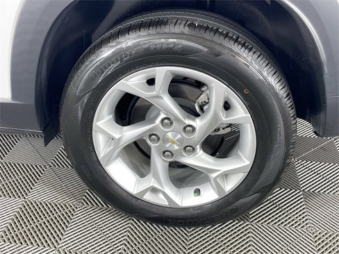 Certified 2024 Chevrolet Trax LS w/ LS Convenience Package image 32