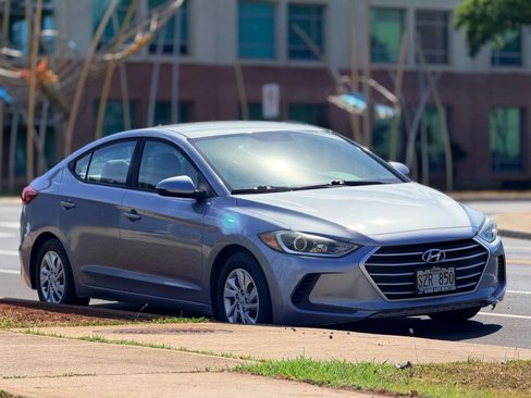 Used 2017 Hyundai Elantra SE image 6