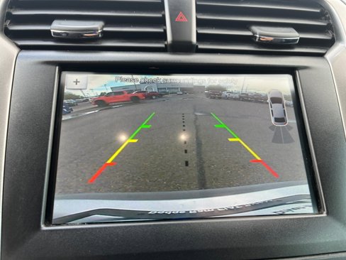 Used 2019 Ford Fusion SEL image 28
