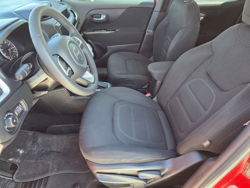 Used 2019 Jeep Renegade Latitude image 13