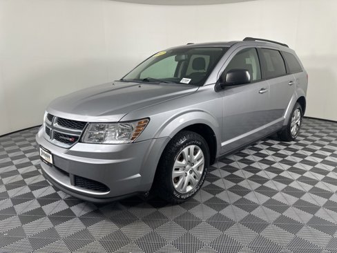 Used 2017 Dodge Journey SE w/ Flexible Seating Group image 6