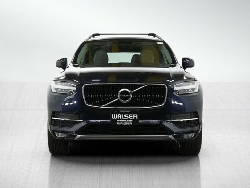 Used 2016 Volvo XC90 T6 Momentum w/ Momentum Plus Package image 8
