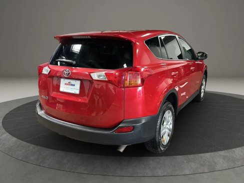 Used 2014 Toyota RAV4 LE image 5