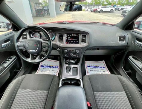 Used 2023 Dodge Charger SXT image 2