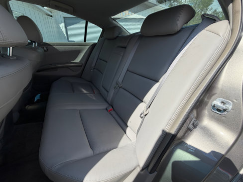 Used 2004 Nissan Maxima 3.5 SE image 9