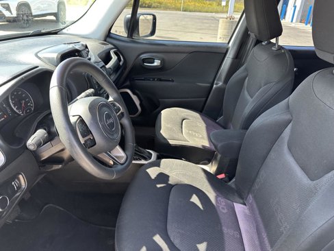 Used 2016 Jeep Renegade Sport w/ Power & Air Group image 22