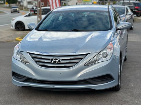Used 2014 Hyundai Sonata GLS image 2