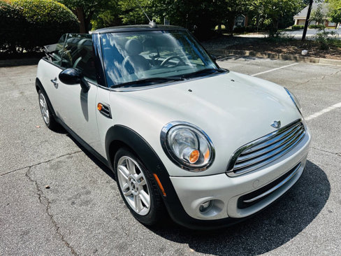 Used 2013 MINI Cooper Convertible image 11
