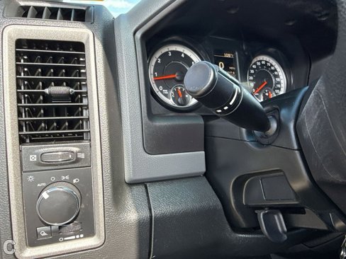 Used 2018 RAM 2500 Tradesman w/ Chrome Appearance Group image 16