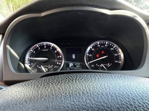 Used 2015 Toyota Highlander LE image 22