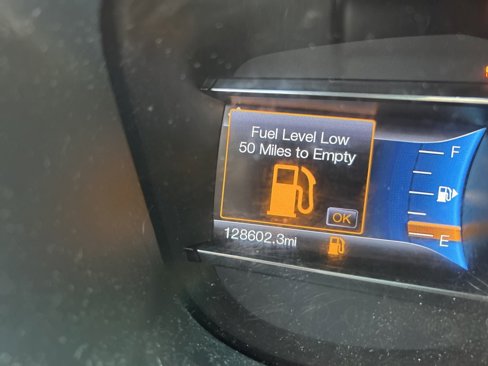 Used 2016 Ford Explorer XLT w/ Equipment Group 202A image 9