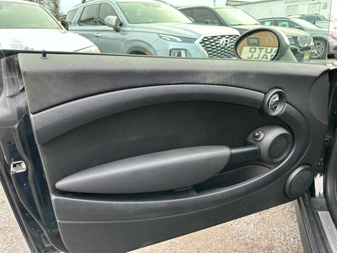 Used 2013 MINI Cooper Hardtop image 10