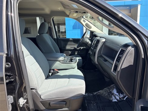 Used 2018 RAM 1500 Express image 15