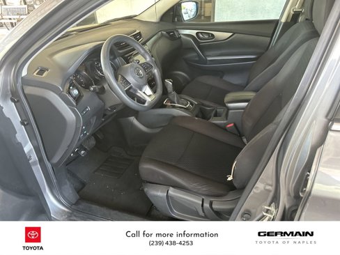 Used 2020 Nissan Rogue Sport S image 13