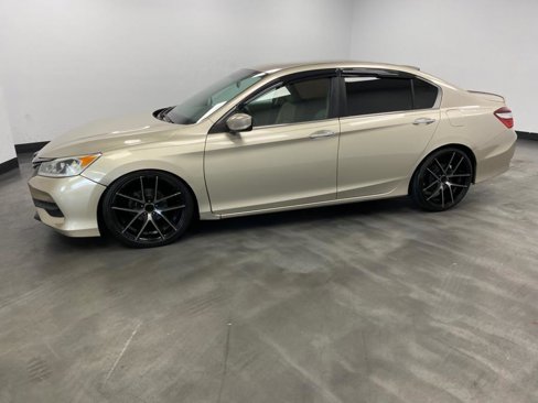 Used 2016 Honda Accord LX image 3