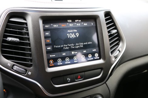 Used 2019 Jeep Cherokee Trailhawk image 20