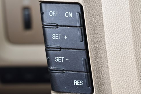 Used 2012 Ford Escape XLT w/ Class II Trailer Tow Pkg image 32