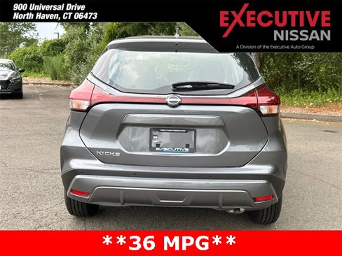 New 2025 Nissan Kicks Play S image 3