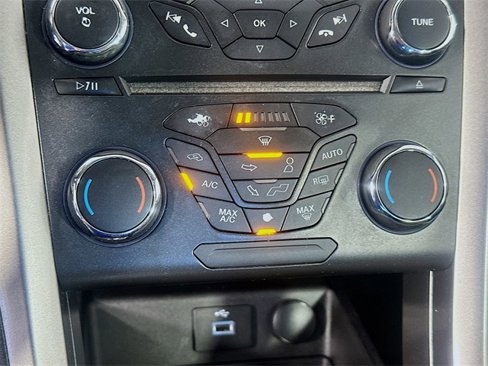 Used 2018 Ford Fusion S image 15