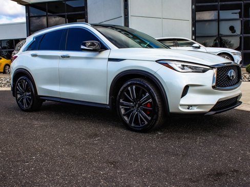 Used 2021 INFINITI QX50 Luxe w/ Appearance Package image 3
