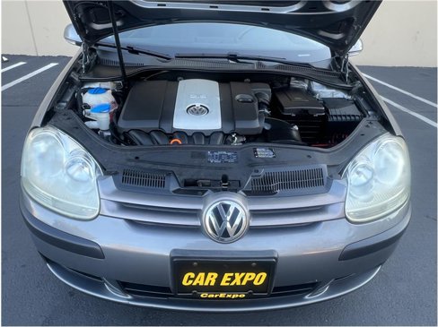 Used 2009 Volkswagen Rabbit S image 37