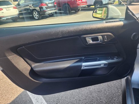 Used 2020 Ford Mustang Coupe image 15