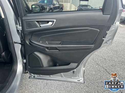 Used 2022 Ford Edge Titanium image 16