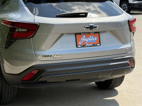 Used 2024 Chevrolet Trax RS w/ Driver Confidence Package image 7