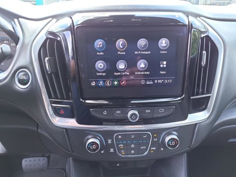 Used 2021 Chevrolet Traverse LT image 20