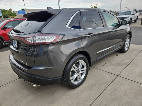 Used 2018 Ford Edge Titanium image 5