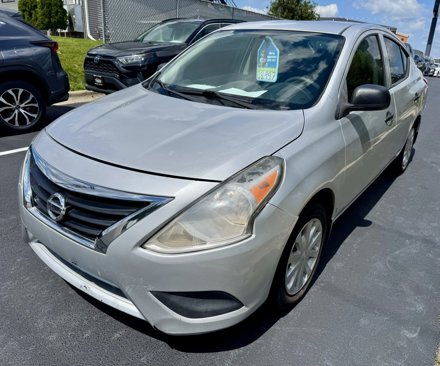 Used 2015 Nissan Versa S Plus image 4