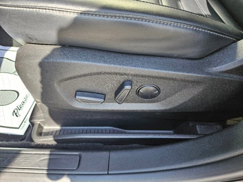 Used 2023 Ford Edge SEL image 20