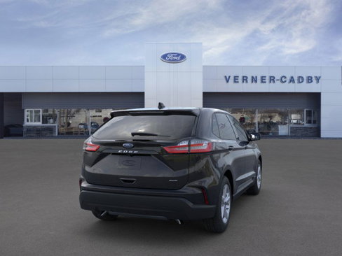New 2024 Ford Edge SE image 8