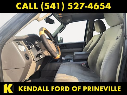 Used 2010 Ford Expedition EL XLT image 3