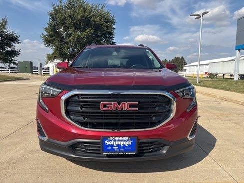 Used 2019 GMC Terrain SLE w/ Driver Convenience Package image 3
