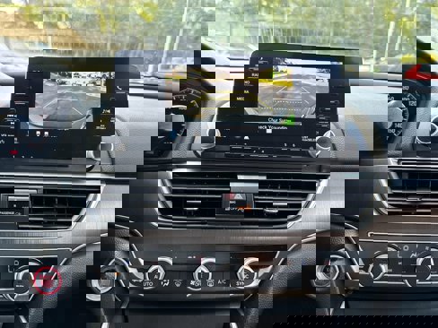 Used 2020 Honda Accord LX image 17