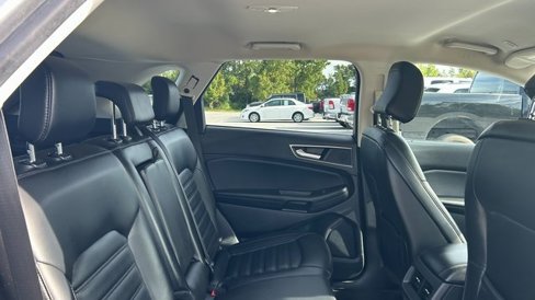 Used 2023 Ford Edge SEL image 39